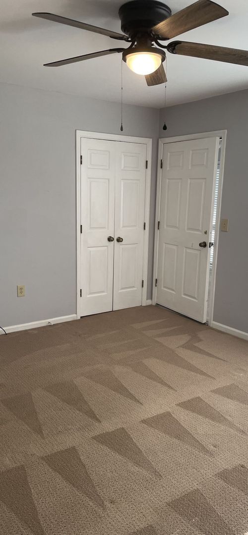 Building Photo - 3 bedroom/2 bath unfurnished condo water a...