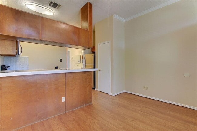 Building Photo - 2802 Nueces St
