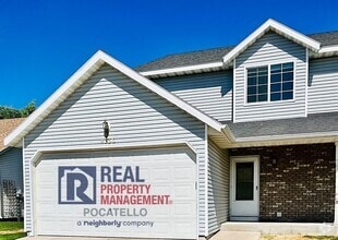 Building Photo - 4734-4736 Heidi Ct