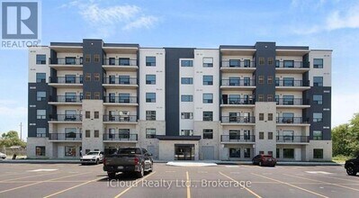 Building Photo - 3340 Stella Crescent