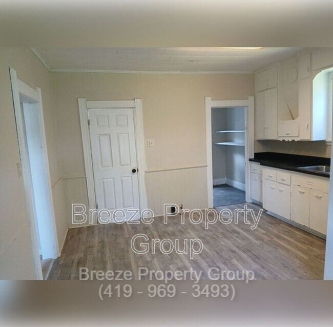 Foto del edificio - 119 Everett St