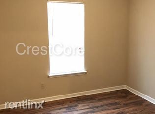 Building Photo - 4068 Angelace Dr N