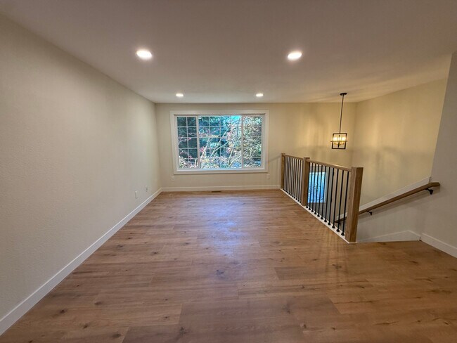 Building Photo - 21518 123rd St E