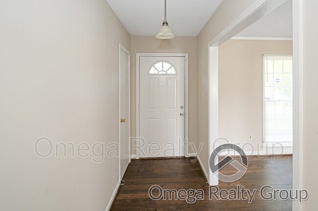 Building Photo - 3540 Carriage Pl