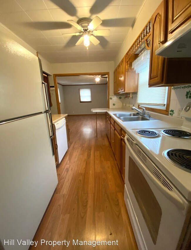 Foto del edificio - 2 br, 1 bath House - 2304 S 10 1/2 St