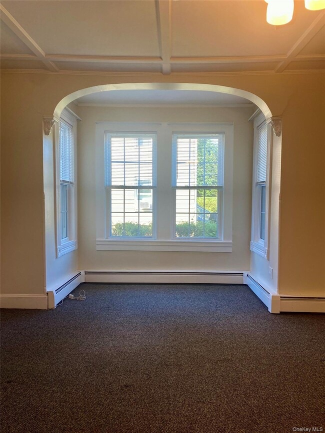 Building Photo - 245 Scudder Ave