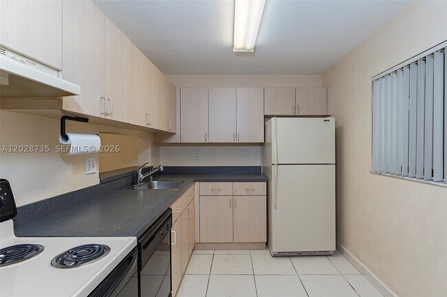 Foto del edificio - 8760 SW 133rd Ave