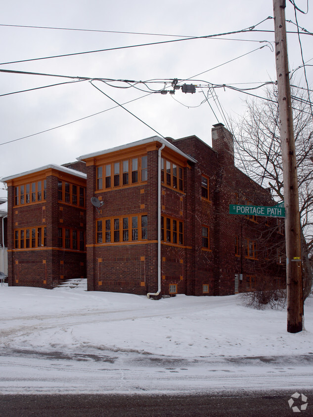 Building Photo - 73 S Highland Ave