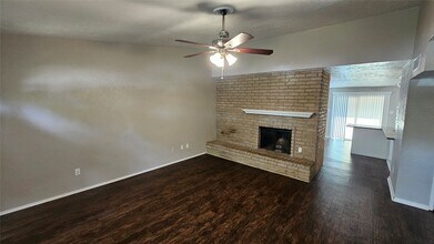 Building Photo - 22903 Millgate Dr