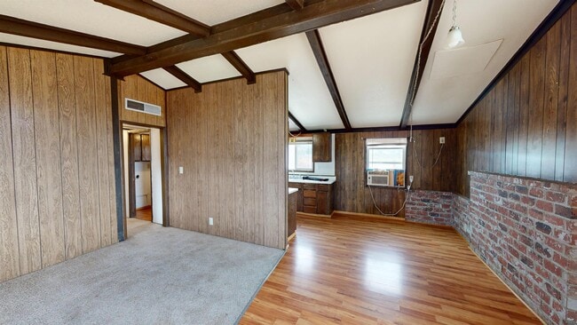 Building Photo - 417 Brent Ln