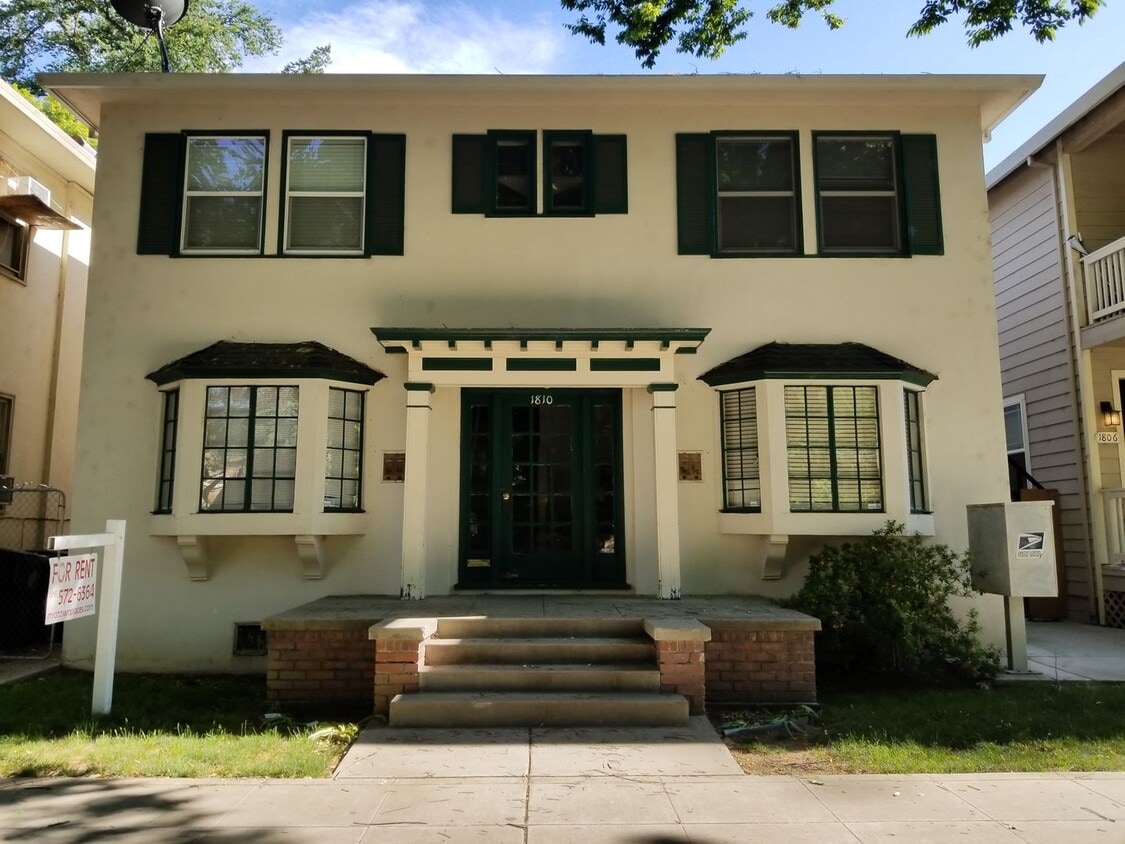 G Street 6 Plex - G Street 6 Plex