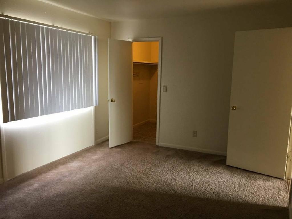 Building Photo - 5116 S Delaware Pl #4