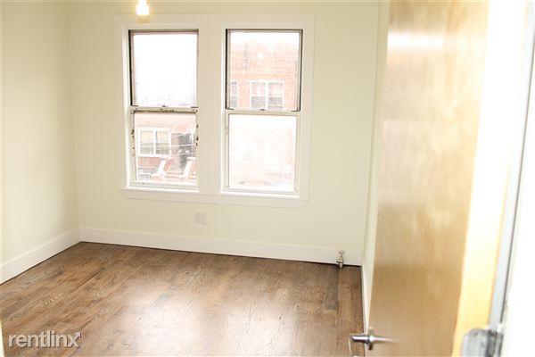 Building Photo - 2 br, 1 bath Apartment - 946 41st St