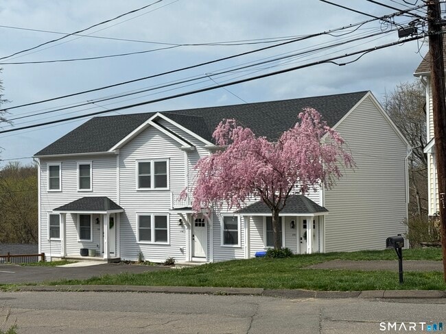 Building Photo - 37 Brainerd Rd