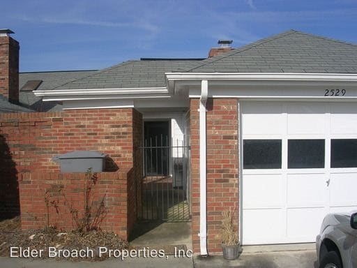 Building Photo - 2529 Quail Lake Dr