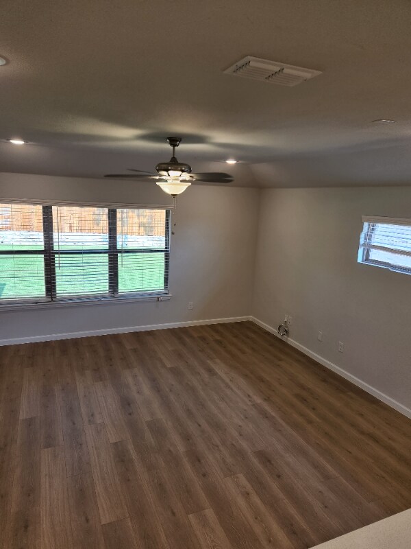 Foto del edificio - 2043 Atlantic Ave