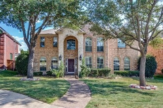 Building Photo - 10025 Wyndbrook Dr