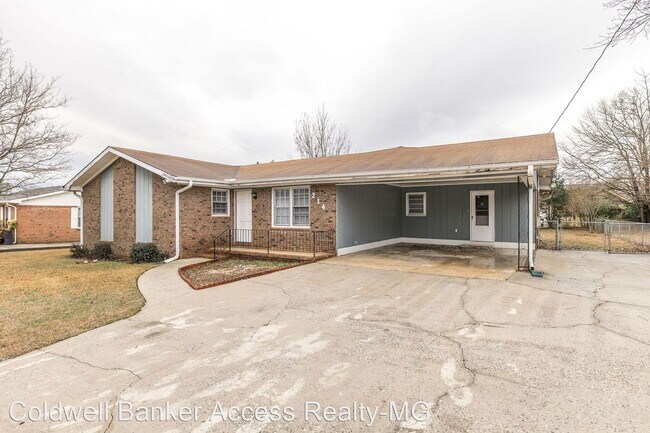 Building Photo - 3 br, 2.5 bath House - 214 Kimberly Rd.