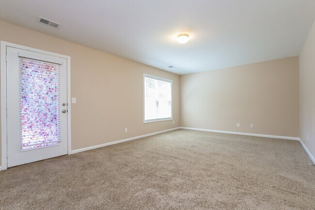Foto del edificio - 2087 Peach Shoals Cir