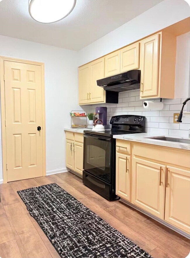Foto del edificio - 4314 Rawley St