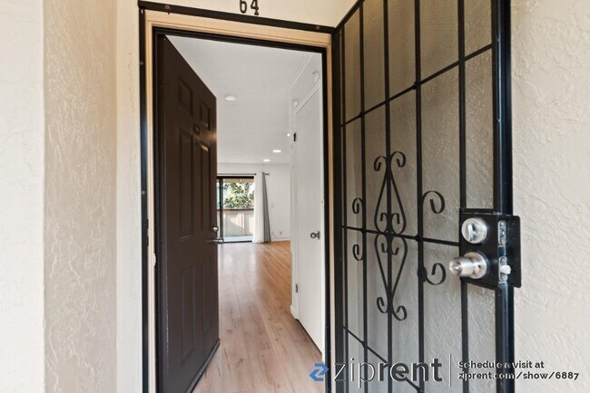 Foto del edificio - 3152 Kimber Ct