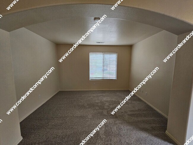 Foto del edificio - Beautiful 3 Bedroom, 2 Bathroom, 2 Car Garage and 1,481 Sq Ft. Home in Ventana Rancho Community.