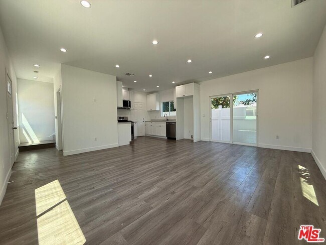 Building Photo - 6744 Radford Ave