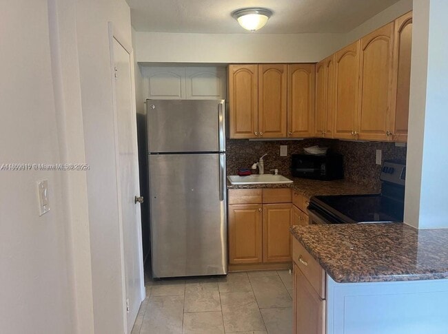Foto del edificio - 8701 SW 141st St