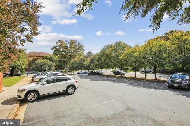 Building Photo - 2030 N Woodrow St