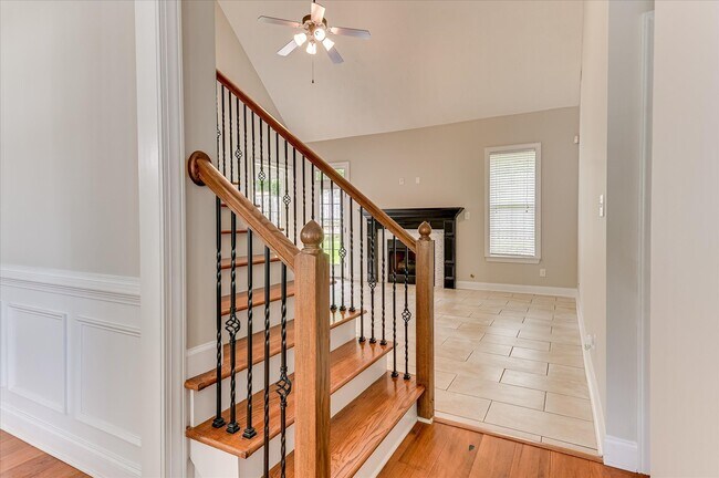 Building Photo - 1111 Sumter Landing Cir