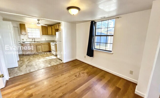 Foto del edificio - 6004 Graston Ave