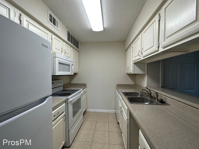 Building Photo - 2 br, 2 bath House - 11490 Audelia Rd - AP...