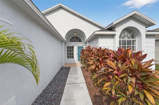 Building Photo - 11305 Symmes Lake Dr