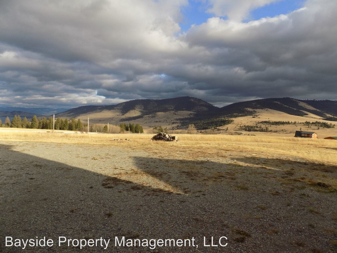 Building Photo - 31452 Walking Horse Ln