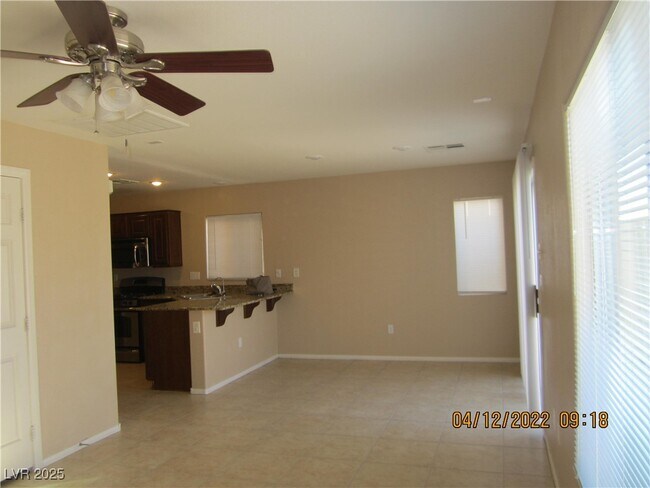 Building Photo - 6504 Blessed Thistle Ave