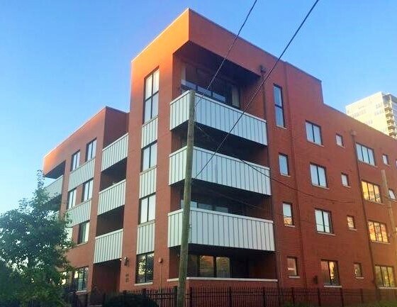 Quiet River North location - 825 N Hudson Ave