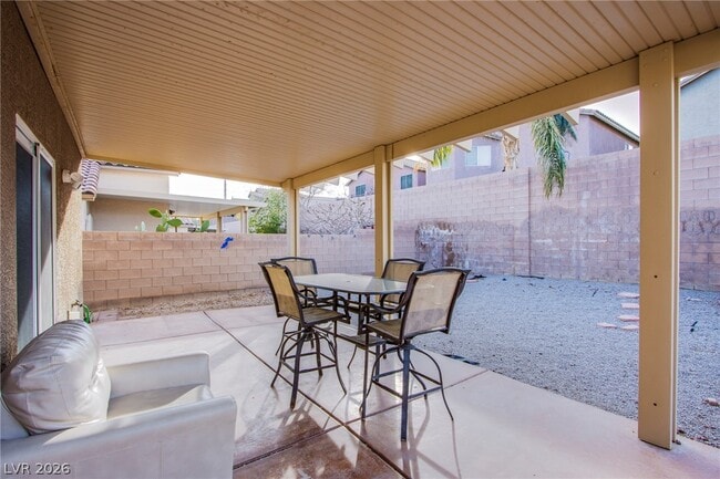 Building Photo - 6429 N Corrie Canyon St