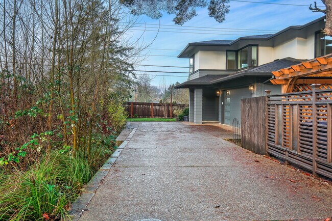 Foto del edificio - 5891 SW 67th Pl