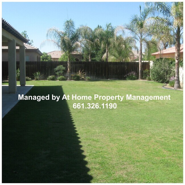 Building Photo - Beautiful Home in Gated Seven Oaks