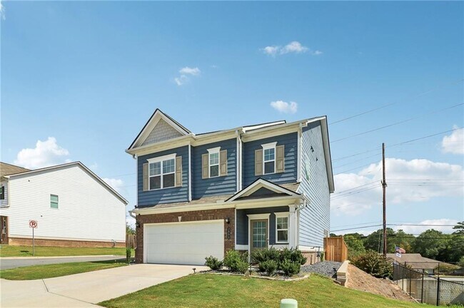 Building Photo - 3890 Clarington Dr