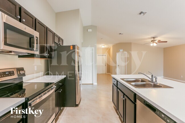 Foto del edificio - 1337 SW Goodman Ave