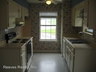 Building Photo - 3 br, 2 bath House - 9250 Maplewood Dr