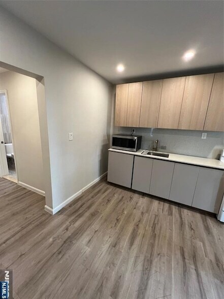 Foto del edificio - 57 Belmont Ave
