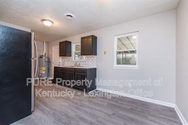 Foto del edificio - 1512 Shelburn Ct