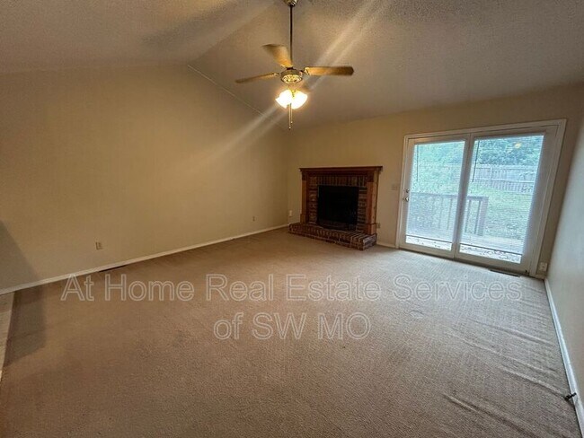 Foto del edificio - 3816 W Sylvania St