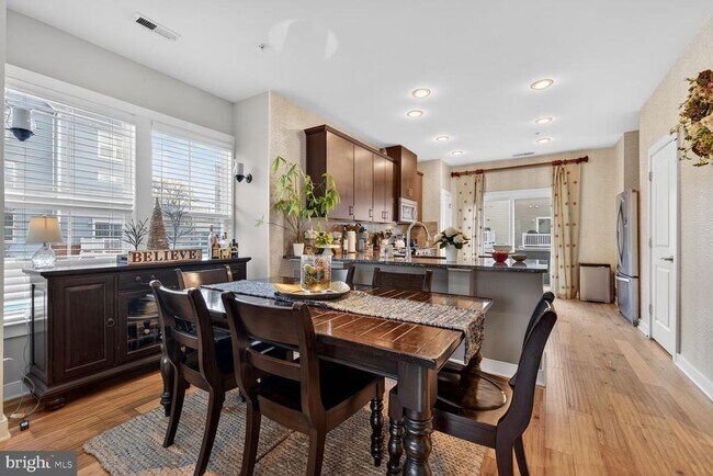 Foto del edificio - 724 Hendrix Ave