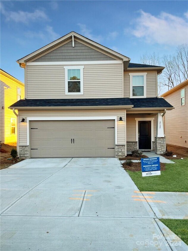 Primary Photo - 2127 Belterra Dr