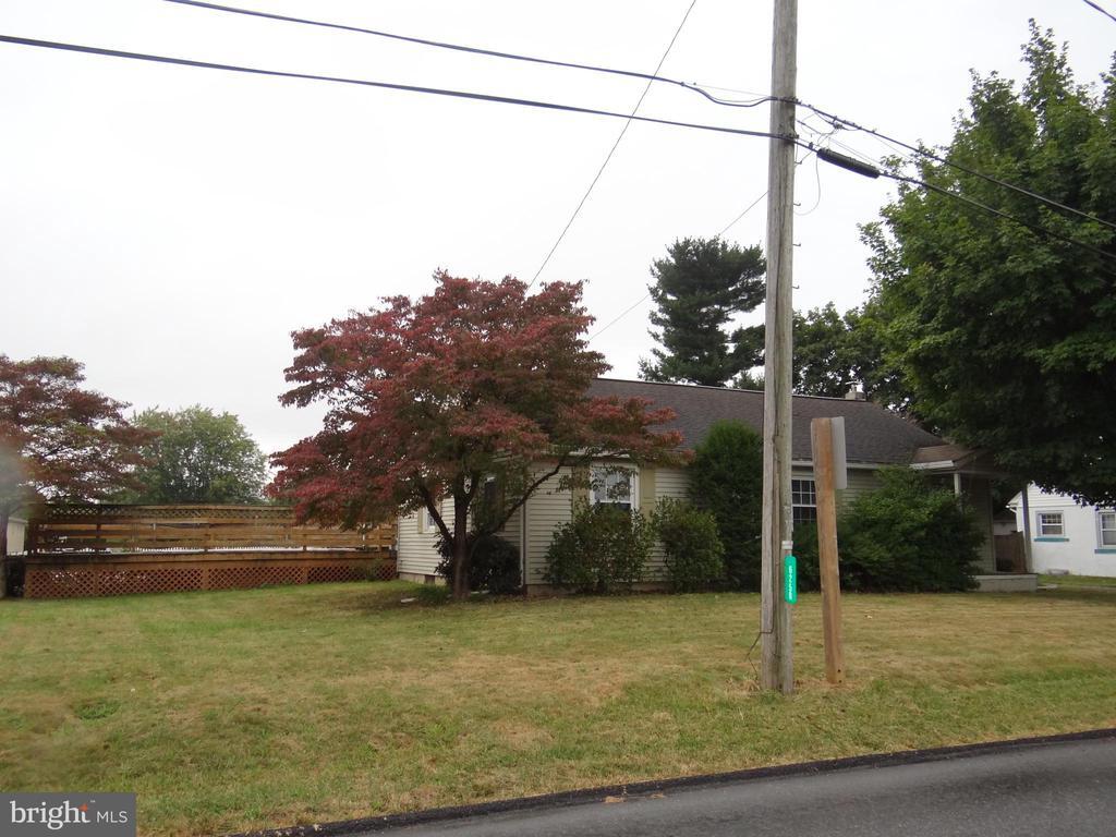 Primary Photo - 6258 Main St