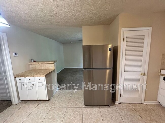 Building Photo - 4629 Daughtry Blvd E