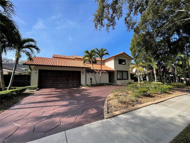 Building Photo - Northwest 79th Place, Miami Lakes, FL 33016 - 4 BR 3 BA house